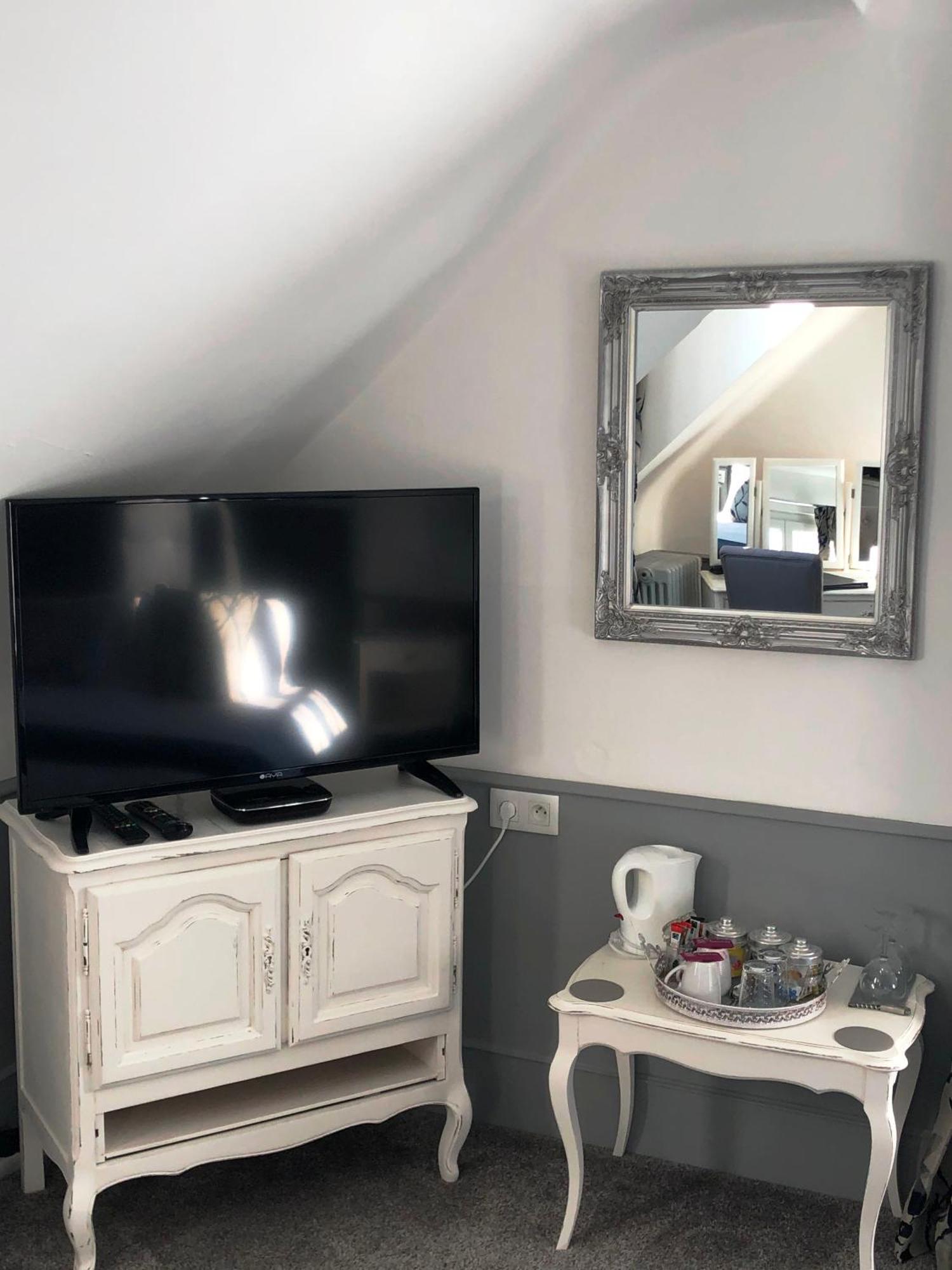 No 6 B&B Landivy Room photo